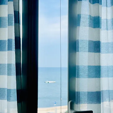 Casa Rosita-vista Cattedrale,mare,tribunale E Castello Nel Pieno Centro Di Trani-wifi * Trani