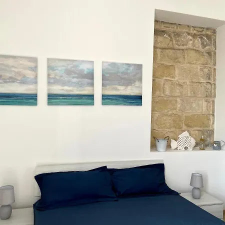 Casa Rosita-vista Cattedrale,mare,tribunale E Castello Nel Pieno Centro Di Trani-wifi Trani